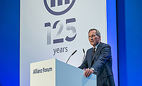 "Our societies are undergoing profound change as they get older and digital technology becomes more widespread. This will alter the face of tomorrow's society completely", explained Michael Diekmann, CEO of Allianz SE.