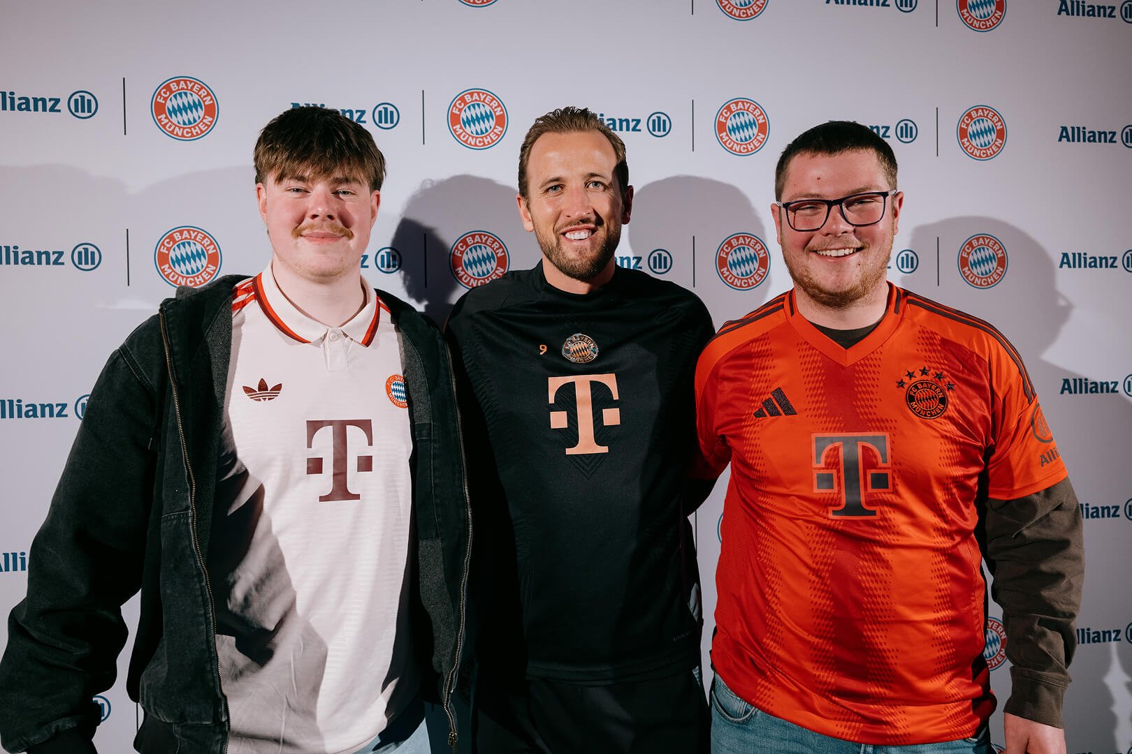 2 fans meet Harry Kane