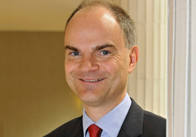 Allianz - Dr. Reinhard Lahusen, Allianz Investor Relations Manager