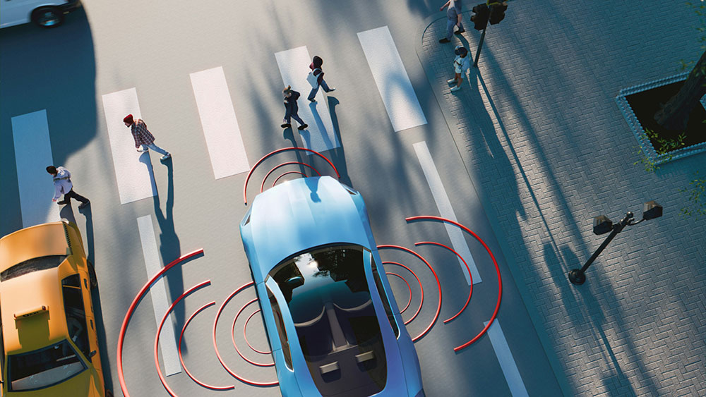Autonomes Fahrzeug erkennt Fußgänger und Verkehrsteilnehmer an einer Kreuzung.