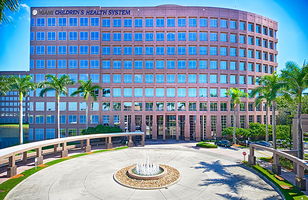 Allianz Real Estate of America investiert in Top-Bürokomplex "Waterford at Blue Lagoon" in Miami
