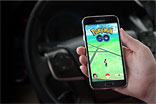 Vom Spiegel zum Smartphone?: „Pokémon Go“ am Steuer