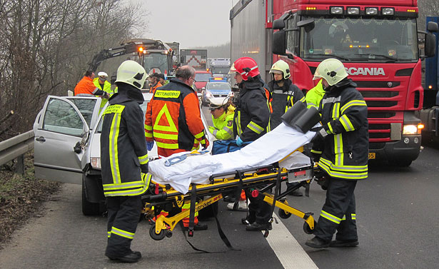 Das Rettungswesen spielt eine wichtige Rolle bei der Versorgung von Unfallopfern. 