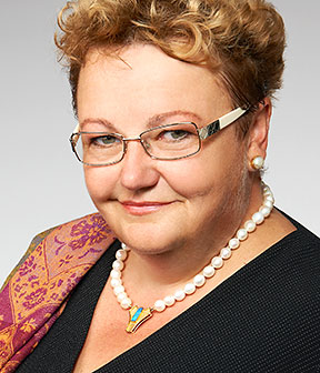 Brigitte Miksa, Head of International Pensions