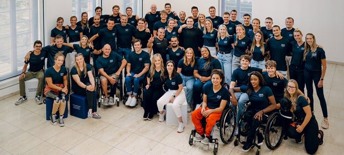 Group photo of Team Allianz Athletes