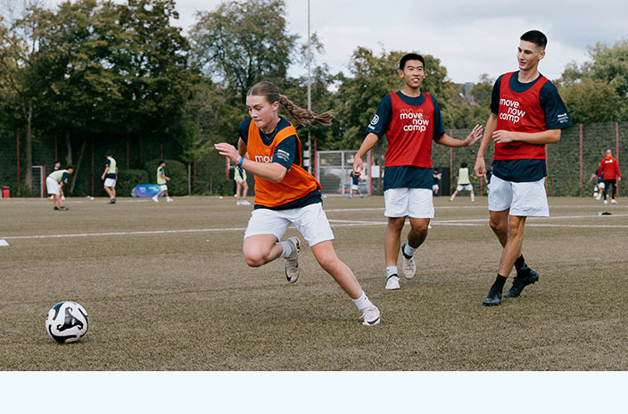 Football match situation in training at the FC Bayern training ground