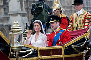 For their wedding, William and Kate rode in a horse-drawn carriage. When Prince Charles was born, coaches could still be found in London traffic – nowadays a rare exception.
