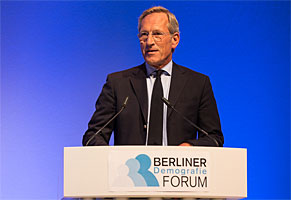 Michael Diekmann, CEO of Allianz: “If we succeed in setting the correct course now, we will prepare our societies for the future: fostering innovation and economic growth, relieving the public finances, and ensuring the standard of living of our older citizens with attractive pension plans.”