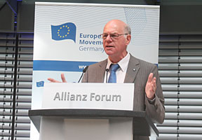 Norbert Lammert, President of the German Bundestag, emphasizes that the EU's large-scale eastward enlargement allowed Europe to finally catch up with the times.