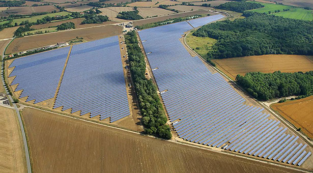 Solar parks like Great Glemham: strongly demanded by investors