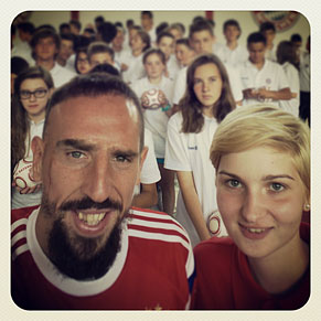 FC Bayern München star Ribéry visits the Allianz Junior Football Camp 2014
