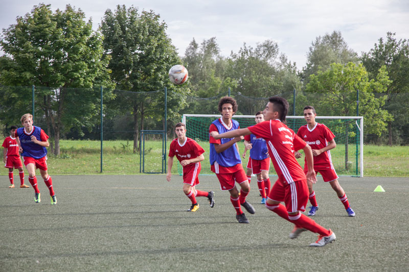 Allianz Junior Football Camp kicks off its ninth year at FC Bayern