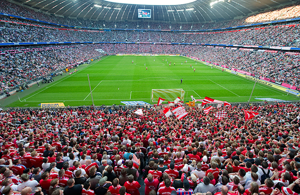 Die Allianz präsentiert das neue Team des FC Bayern München