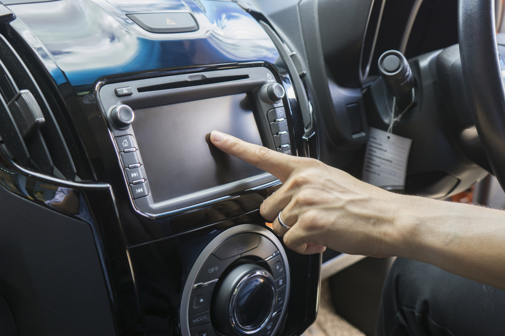 in-car technology can be distracting when driving